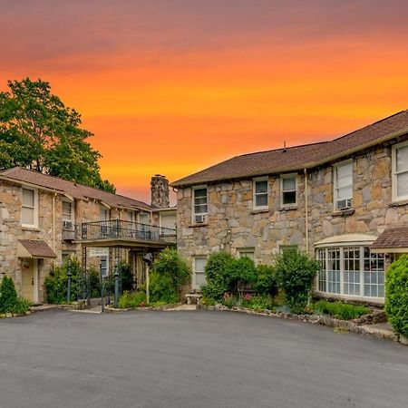 Echo Mountain Inn Hendersonville Esterno foto