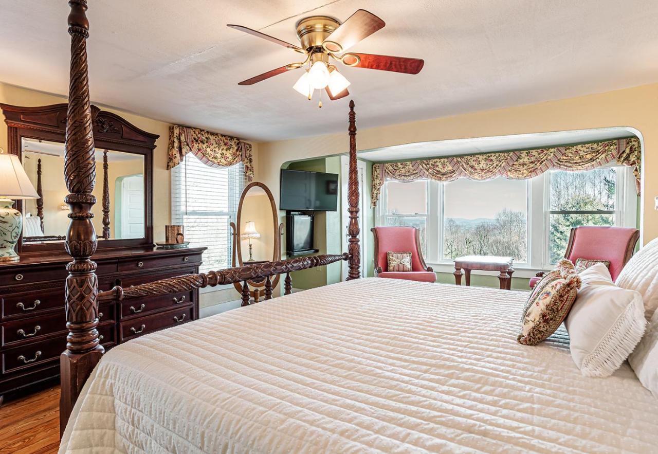 Echo Mountain Inn Hendersonville Esterno foto