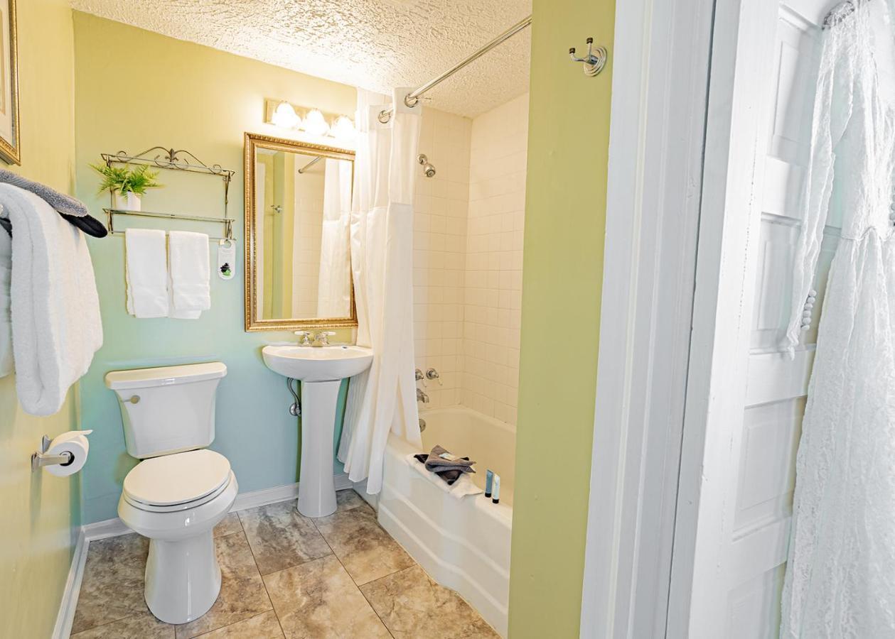 Echo Mountain Inn Hendersonville Esterno foto