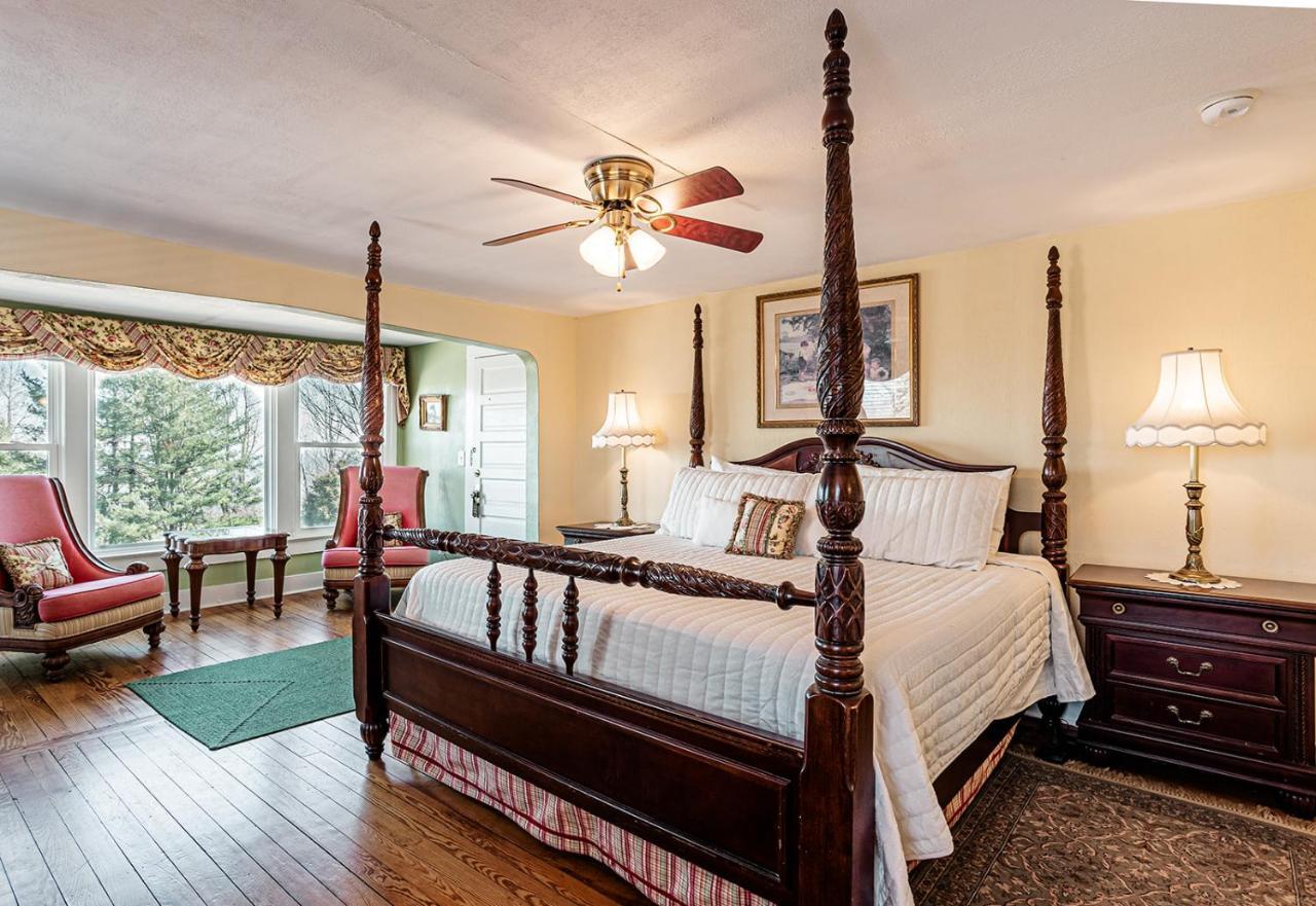 Echo Mountain Inn Hendersonville Esterno foto