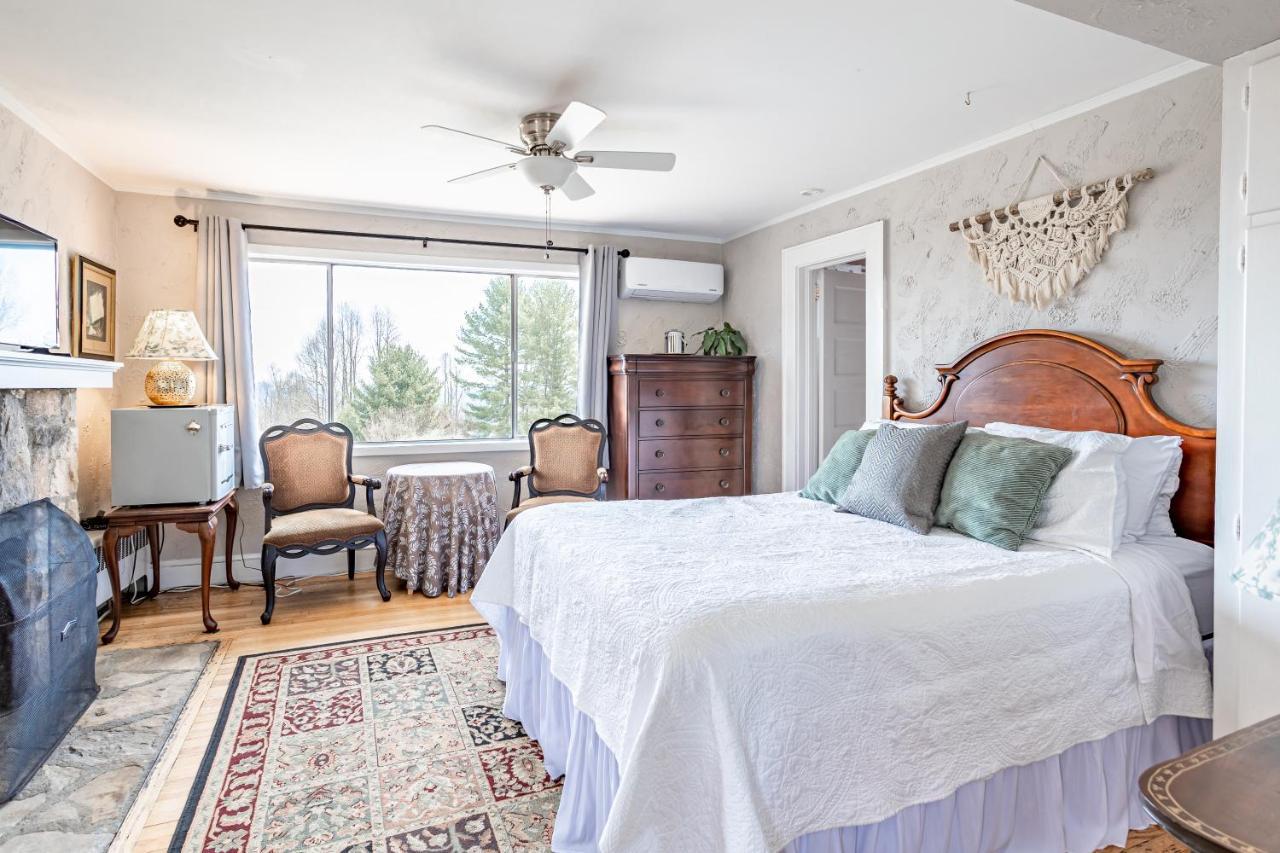 Echo Mountain Inn Hendersonville Esterno foto