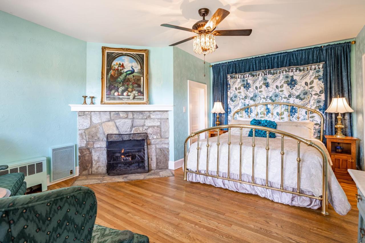 Echo Mountain Inn Hendersonville Esterno foto
