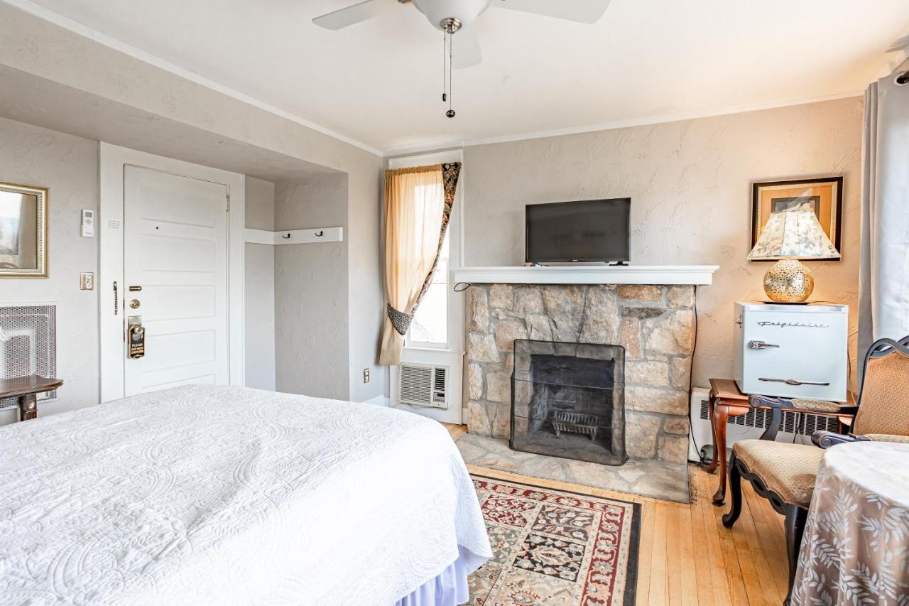 Echo Mountain Inn Hendersonville Esterno foto