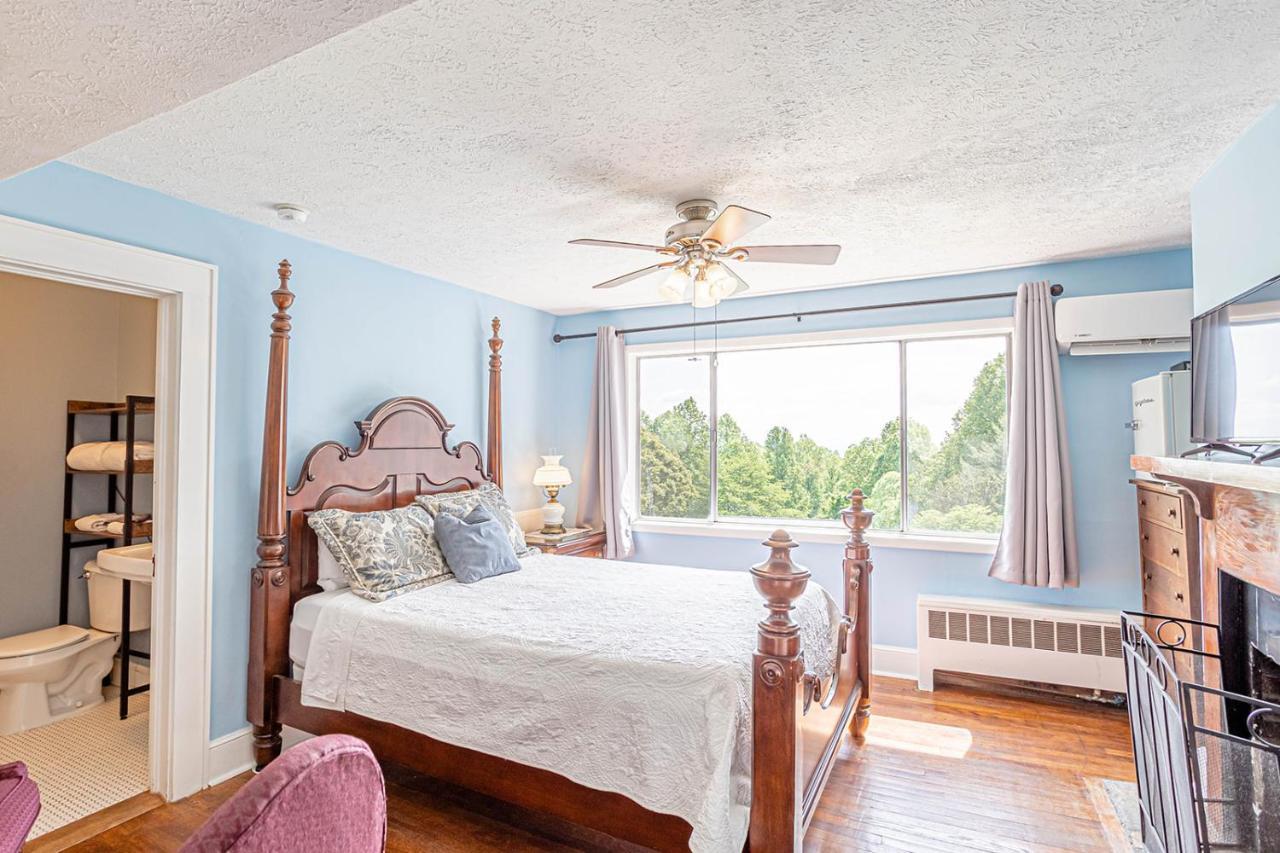 Echo Mountain Inn Hendersonville Esterno foto